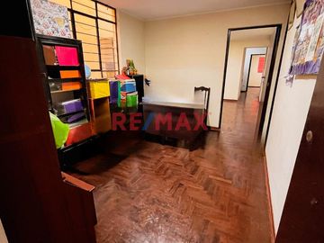 Se Vende Departamento Y/O Local Comercial En Breña