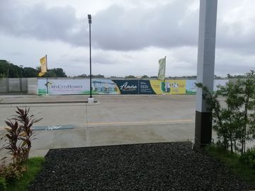 2-bedroom Townhouse with Parking House and Lot for sale in Naic Cavite