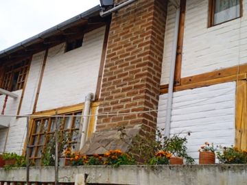 INNOVOCASA VENDE HERMOSA CASA INDEPENDIENTE SECTOR CHILLOGALLO