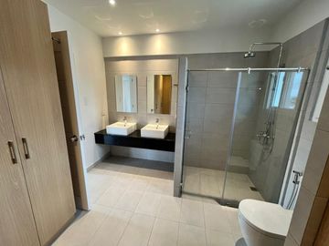 5BR House & Lot for Sale at Verdana Homes, Daang Hari Cavite