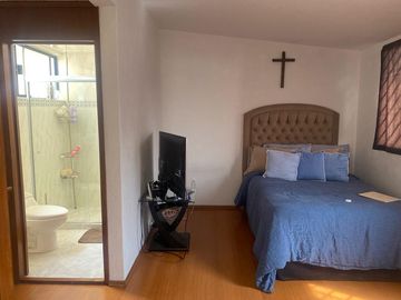 VENTA DE CASA REMODELADA AMPLIA EN TLALNEPANTLA
