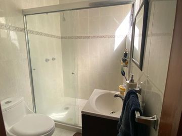 VENTA DE CASA REMODELADA AMPLIA EN TLALNEPANTLA