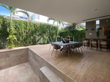 Casa en Venta, Cumbres Residencial, Cancún Quintana Roo.
