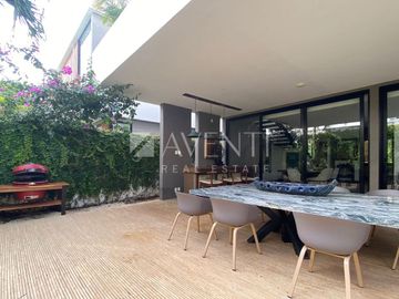 Casa en Venta, Cumbres Residencial, Cancún Quintana Roo.