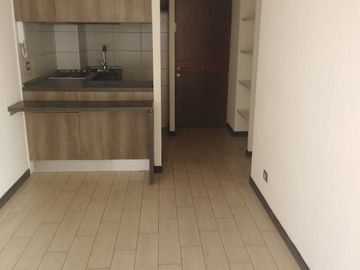 Venta Depto. 2 Dorm, 1 baño, Bodega y Estacionamiento La Florida $81.000.000