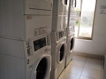 Venta Depto. 2 Dorm, 1 baño, Bodega y Estacionamiento La Florida $81.000.000