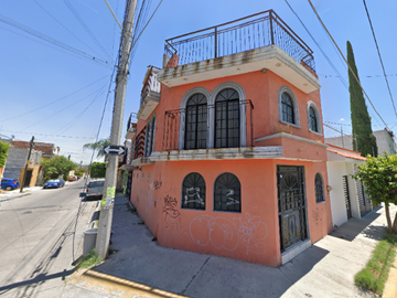 CASA EN VENTA EN CELAYA