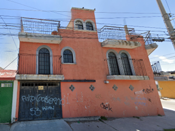 CASA EN VENTA EN CELAYA