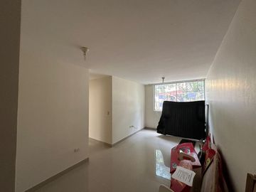 LINDO DEPARTAMENTO EN VENTA 1ER PISO-  URB.LOS PARQUES DE PIURA - PIURA