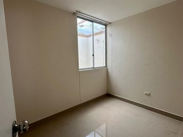 LINDO DEPARTAMENTO EN VENTA 1ER PISO-  URB.LOS PARQUES DE PIURA - PIURA