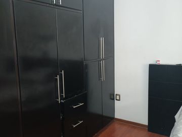 CASA EN VENTA EN LOMA ALTA MUY CERCA DE SIERRA LEONA Y AV SALVADOR NAVA, MONTES CARPATOS