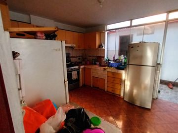CAQUETÁ ALMACÉN + VIVIENDA