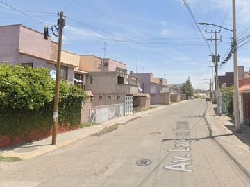 Venta de Casa en Remate una excelente zona Col. Geo Villas de Terranova, Tepepan.