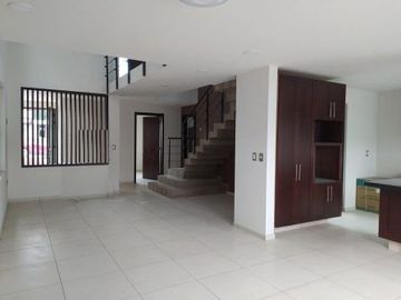 CASA EN VENTA  EN MORELIA MICHOACÀN MÈXICO