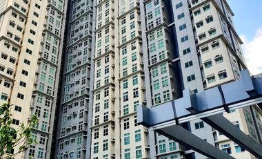 METRO MANILA High End Condo Modern Minimialist Condo near Hotel Mall Resturants and Airport Hospital School Office  HIGH END BUT AFFORDABLE CONDO IN S