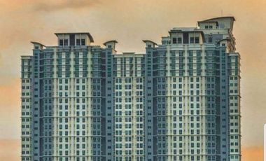 METRO MANILA High End Condo Modern Minimialist Condo near Hotel Mall Resturants and Airport Hospital School Office  HIGH END BUT AFFORDABLE CONDO IN S