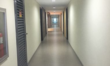 METRO MANILA High End Condo Modern Minimialist Condo near Hotel Mall Resturants and Airport Hospital School Office  HIGH END BUT AFFORDABLE CONDO IN S