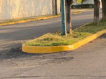 HERMOSA CASA RESINDECIAL DEL LAGO, AIRE ACONDICIONADO, MUROS ANTI RUIDO