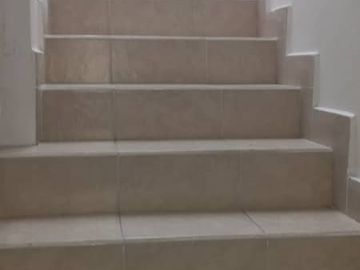 HERMOSA CASA RESINDECIAL DEL LAGO, AIRE ACONDICIONADO, MUROS ANTI RUIDO