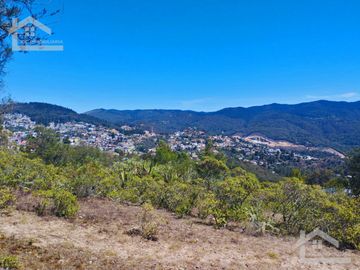 VENTA DE HERMOSO TERRENO EN BARRIO 