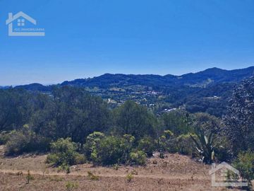 VENTA DE HERMOSO TERRENO EN BARRIO 
