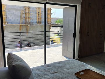 Venta de casa estilo contemporaneo en Aiyana, fraccionamiento Santa Fe en Xochitepec, Mor.