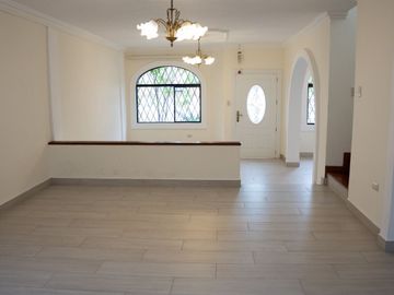 CASA DE VENTA EN VALLE DE LOS CHILLOS