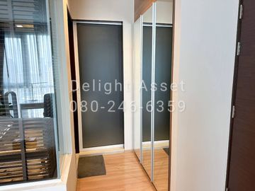 ++ For Sale ++ Rhythm Sathorn with River view! 45.09 sqm. North Building 19st floor, fully furnished BTS Saphan Taksin, Sathorn, Silom