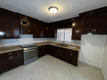 Casa en renta muy amplia en Villas del Mediterráneo