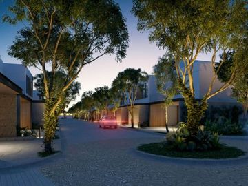 Casa con jardín, alberca privada, terraza y Cuarto de servicio, Zona Norte, Merida.