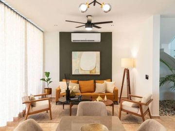 Casa con jardín, alberca privada, terraza y Cuarto de servicio, Zona Norte, Merida.
