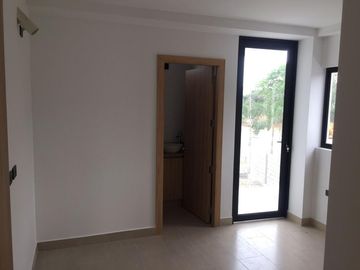 Hermosas Casas de Venta en urbanización en Zona Norte Portoviejo