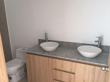 Hermosas Casas de Venta en urbanización en Zona Norte Portoviejo