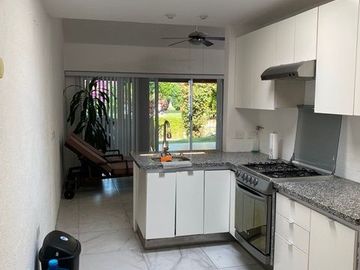 RENTA DE CASA SIN MUEBLES, UNA PLANTA