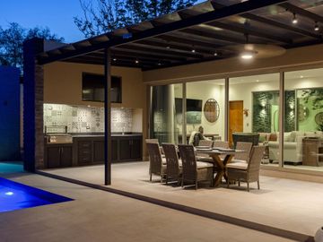 CASA DE LUJO EN VENTA EN PORTAL DEL NORTE