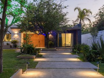 CASA DE LUJO EN VENTA EN PORTAL DEL NORTE