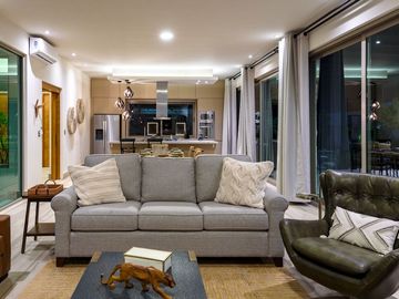 CASA DE LUJO EN VENTA EN PORTAL DEL NORTE