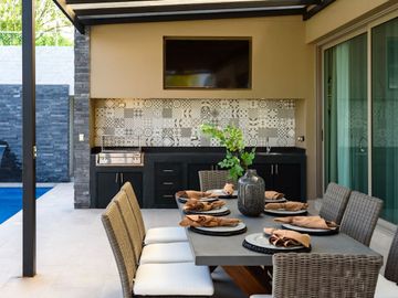 CASA DE LUJO EN VENTA EN PORTAL DEL NORTE