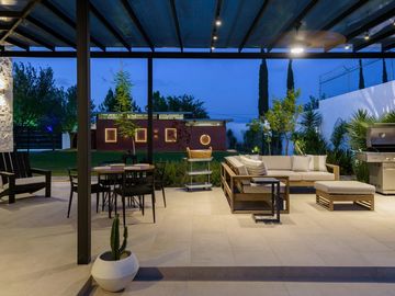 CASA DE LUJO EN VENTA EN PORTAL DEL NORTE