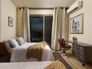 CASA DE LUJO EN VENTA EN PORTAL DEL NORTE