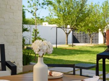 CASA DE LUJO EN VENTA EN PORTAL DEL NORTE