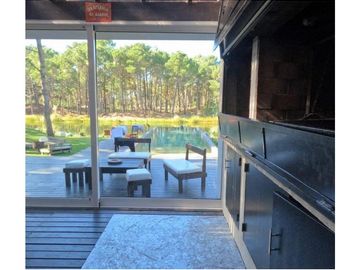 VENTA DE CASA EN VILLAROBLES - PARTIDO DE LA COSTA