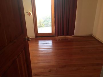 SE VENDE O ARRIENDA CASA CON TERRENO DE 60.000 M2,PLANO PISCINA POZO CASA PPAL DE DOS PISOS AVALUO FISCAL UF.14.450 VENTA UF 11.000  DORM.6  ARRIENDO $3.200.000