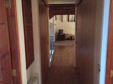 SE VENDE O ARRIENDA CASA CON TERRENO DE 60.000 M2,PLANO PISCINA POZO CASA PPAL DE DOS PISOS AVALUO FISCAL UF.14.450 VENTA UF 11.000  DORM.6  ARRIENDO $3.200.000
