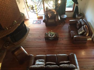 SE VENDE O ARRIENDA CASA CON TERRENO DE 60.000 M2,PLANO PISCINA POZO CASA PPAL DE DOS PISOS AVALUO FISCAL UF.14.450 VENTA UF 11.000  DORM.6  ARRIENDO $3.200.000