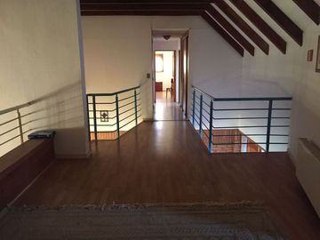 SE VENDE O ARRIENDA CASA CON TERRENO DE 60.000 M2,PLANO PISCINA POZO CASA PPAL DE DOS PISOS AVALUO FISCAL UF.14.450 VENTA UF 11.000  DORM.6  ARRIENDO $3.200.000