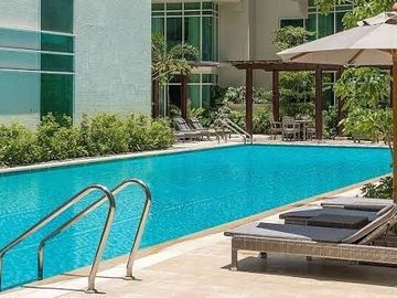Good Deal: Fully-furnished 2BR Loft Unit in Edades Tower, Rockwell Center Makati