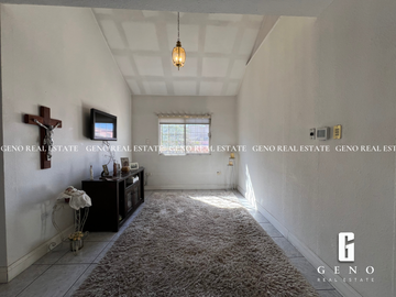 CASA EN VENTA EN LA CAÑADA CON PATIO MUY AMPLIO
