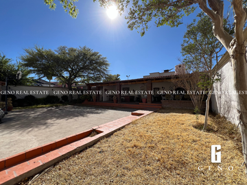 CASA EN VENTA EN LA CAÑADA CON PATIO MUY AMPLIO