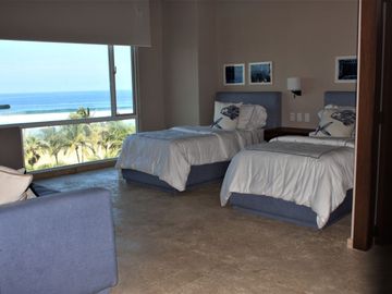 Playa Diamante, Acapulco, departamento en venta